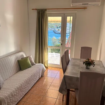 Iris 公寓 耶泽拉